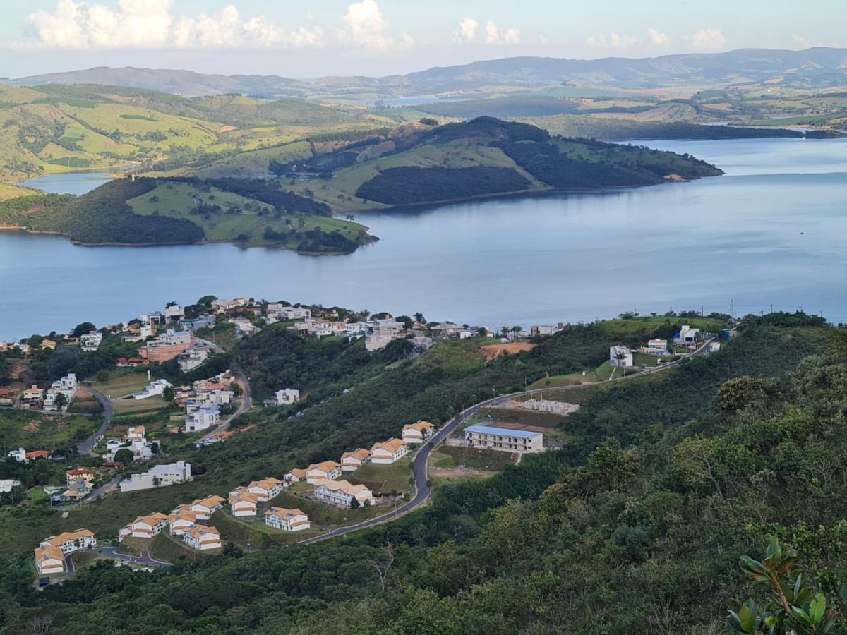 Escarpas Do Mirante Ap Capitolio